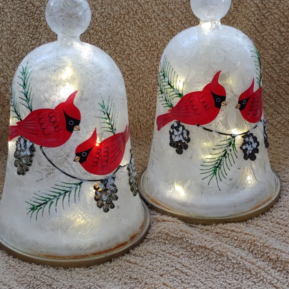 Cardinal Bells. $15 or 1/$12 - Picture 2 of 3